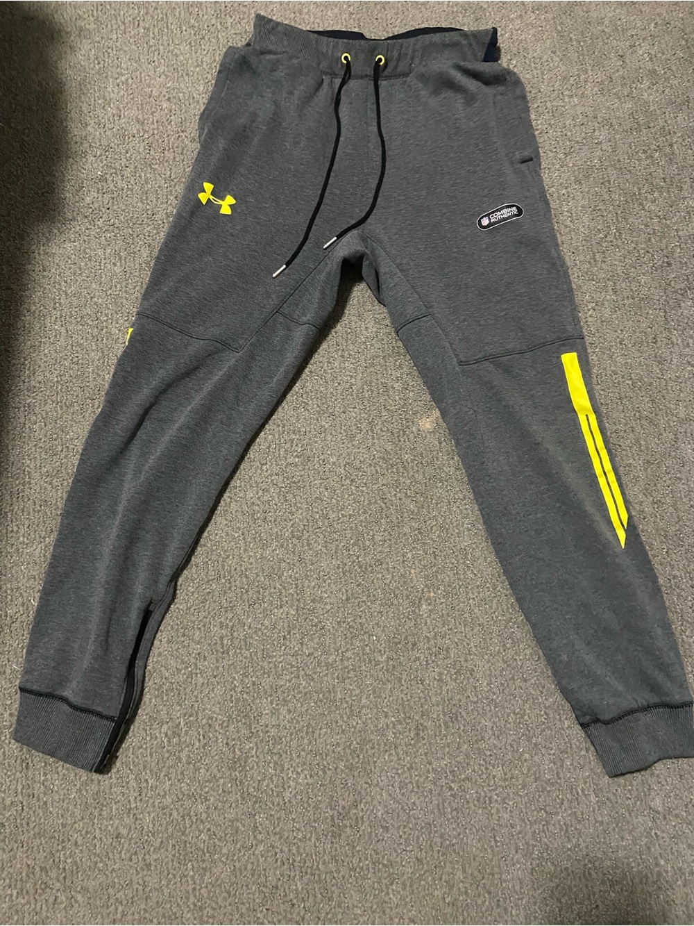 Medium 2017 NFL Combine Under Armour Charcoal Gray/Yellow Training Joggers